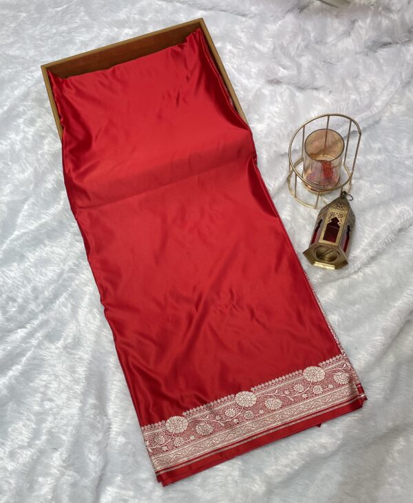 Pure Plain Mashru Silk Saree (Red)
